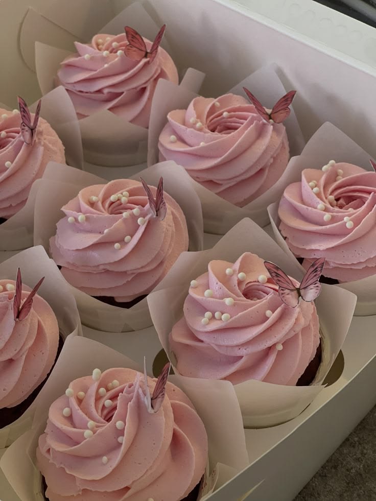 Custom Cupcakes - 002