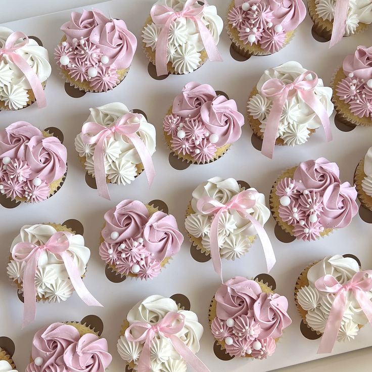 Custom Cupcakes - 004