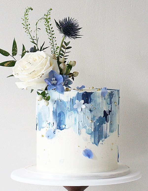 Signature Cake - (3 Pounds)